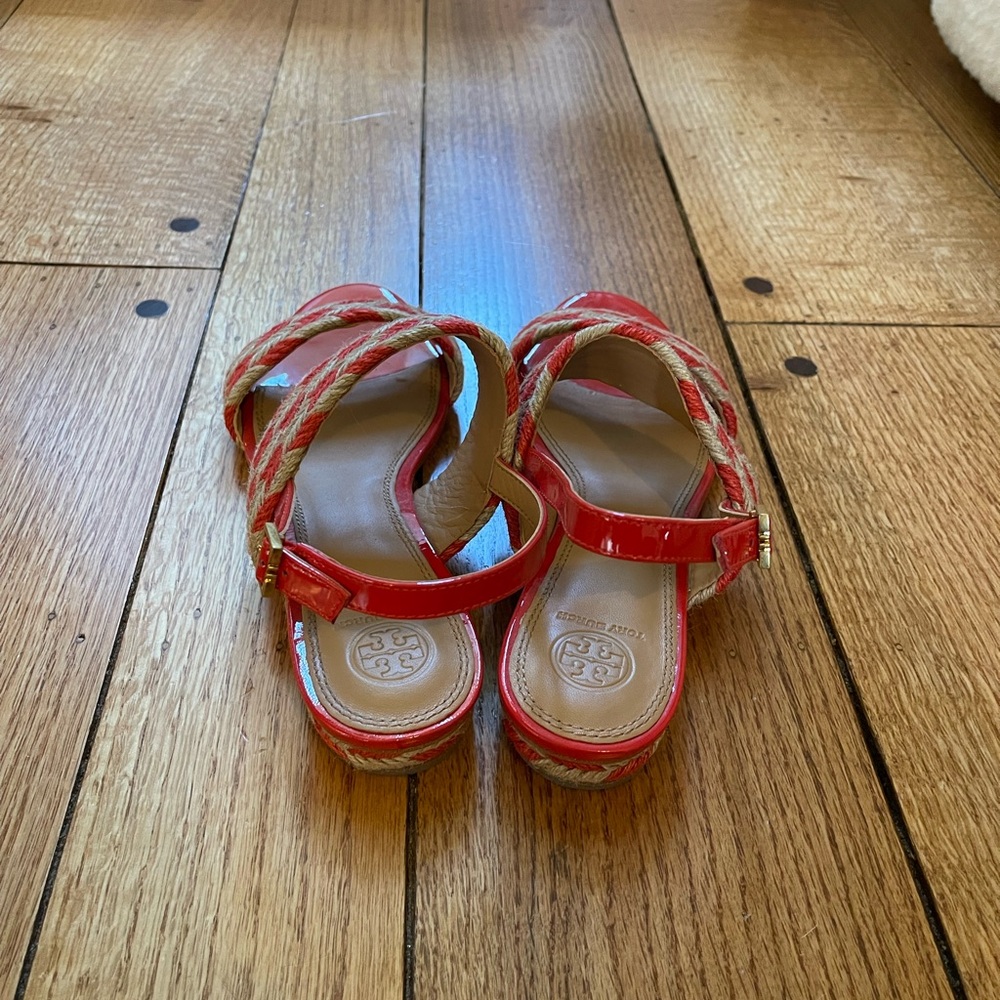 Tory Burch Lola Flat Sandals size 9.5 - Picture 3 of 7